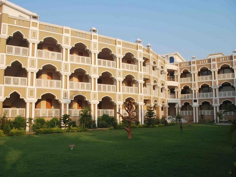 Lucky India Royal Heritage 普里 外观 照片